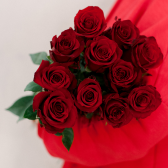 11 эквадорских красных роз Фридом 70см купить