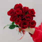 11 эквадорских красных роз Фридом 60см заказать