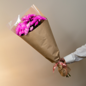 Букет из 5 розовых хризантем(с упаковкой) заказать