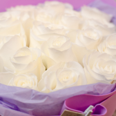 Букет из 25 белых роз (Эквадор) заказать